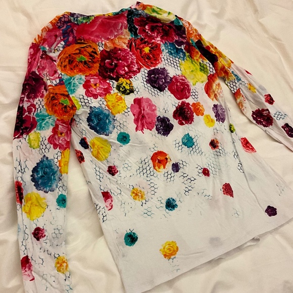 Prabal Gurung for Target Long Sleeved T-shirt - Picture 3 of 8